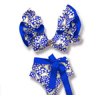 Costume due pezzi "Capri Resort" - Solido con design a volant monospalla a Vita Alta.