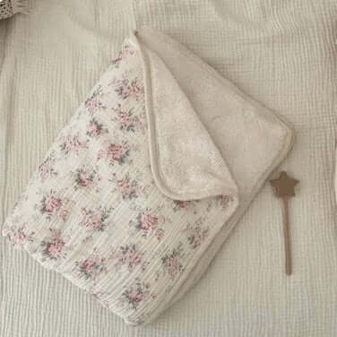 Coperta Invernale "Flora Provence" in fibra di cotone e morbida flanella - per culle