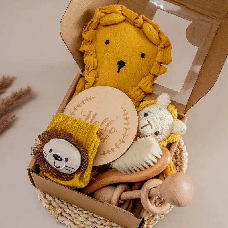 Set idea regalo "Teddy Baby Shower" - un set con Asciugamano simpatico Testa di animali in cotone 100% naturale, sonaglio a uncinetto e calzini di cotone abbinati - diversi colori e modelli disponibili!