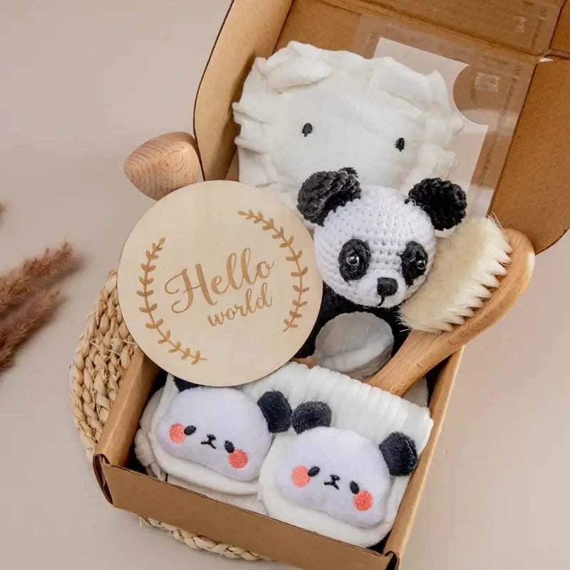 Set idea regalo "Teddy Baby Shower" - un set con Asciugamano simpatico Testa di animali in cotone 100% naturale, sonaglio a uncinetto e calzini di cotone abbinati - diversi colori e modelli disponibili!