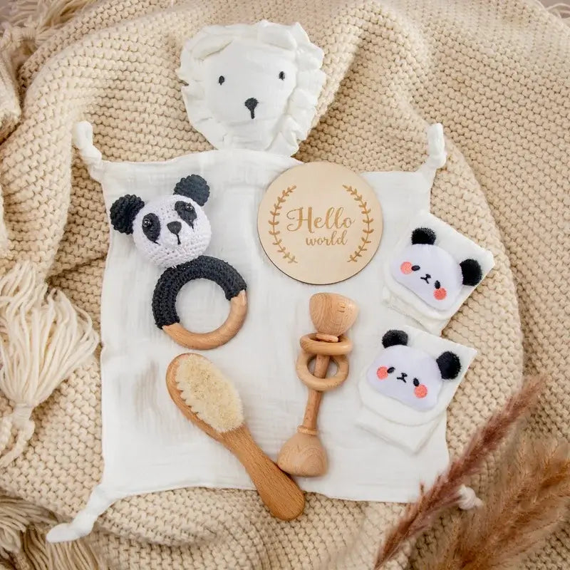 Set idea regalo "Teddy Baby Shower" - un set con Asciugamano simpatico Testa di animali in cotone 100% naturale, sonaglio a uncinetto e calzini di cotone abbinati - diversi colori e modelli disponibili!