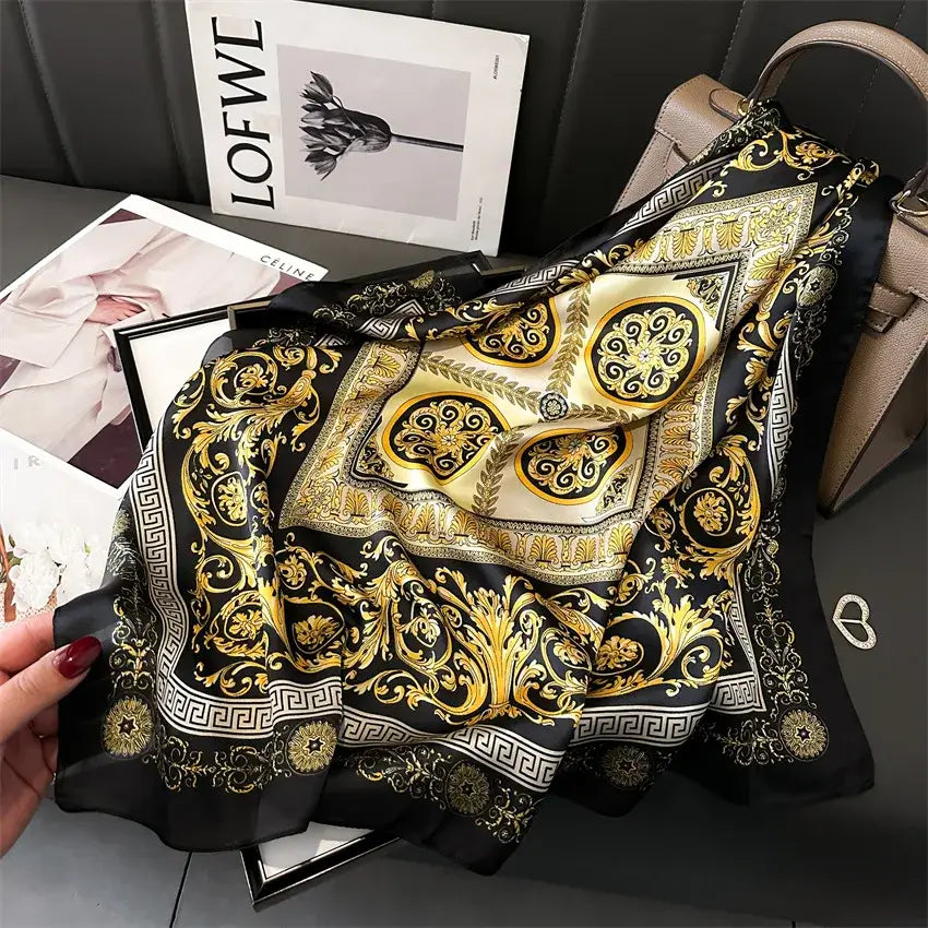 Foulard di Seta "Bandana Miami" - 70x70 disponibile in diversi Colori.