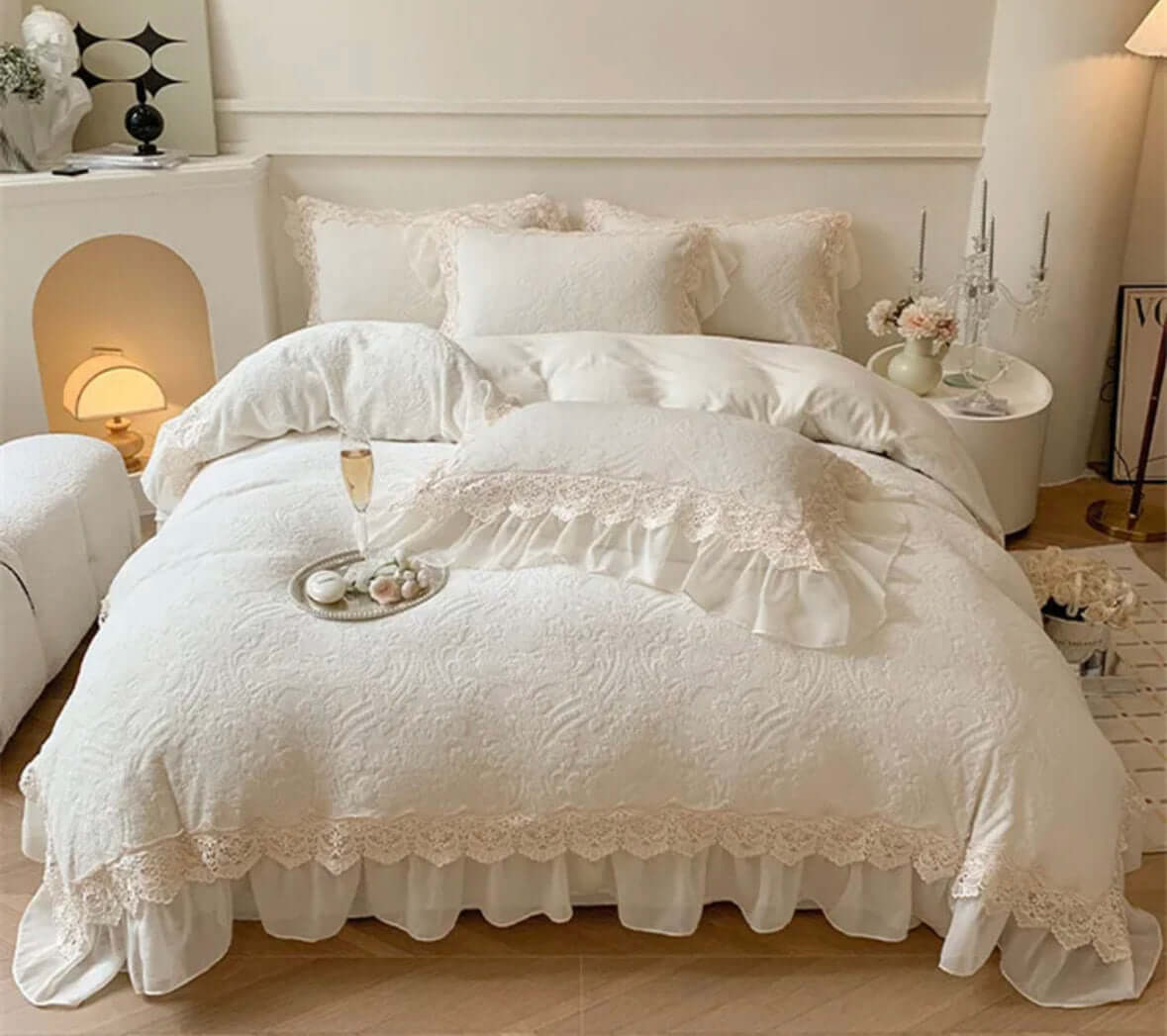 Set Biancheria da Letto "Principessa Bianca Neve" - Un set in velluto, dal gusto candido e senza tempo, disponibile in diversi colori.
