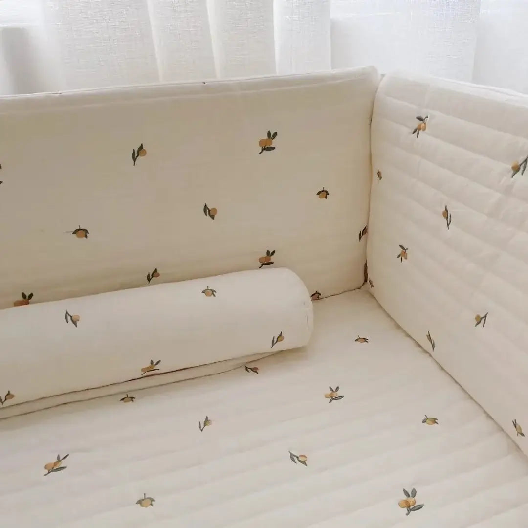 Set Cuscino Antiurto "Teddy Ricami" per culla - 4 pezzi 30x120 cm