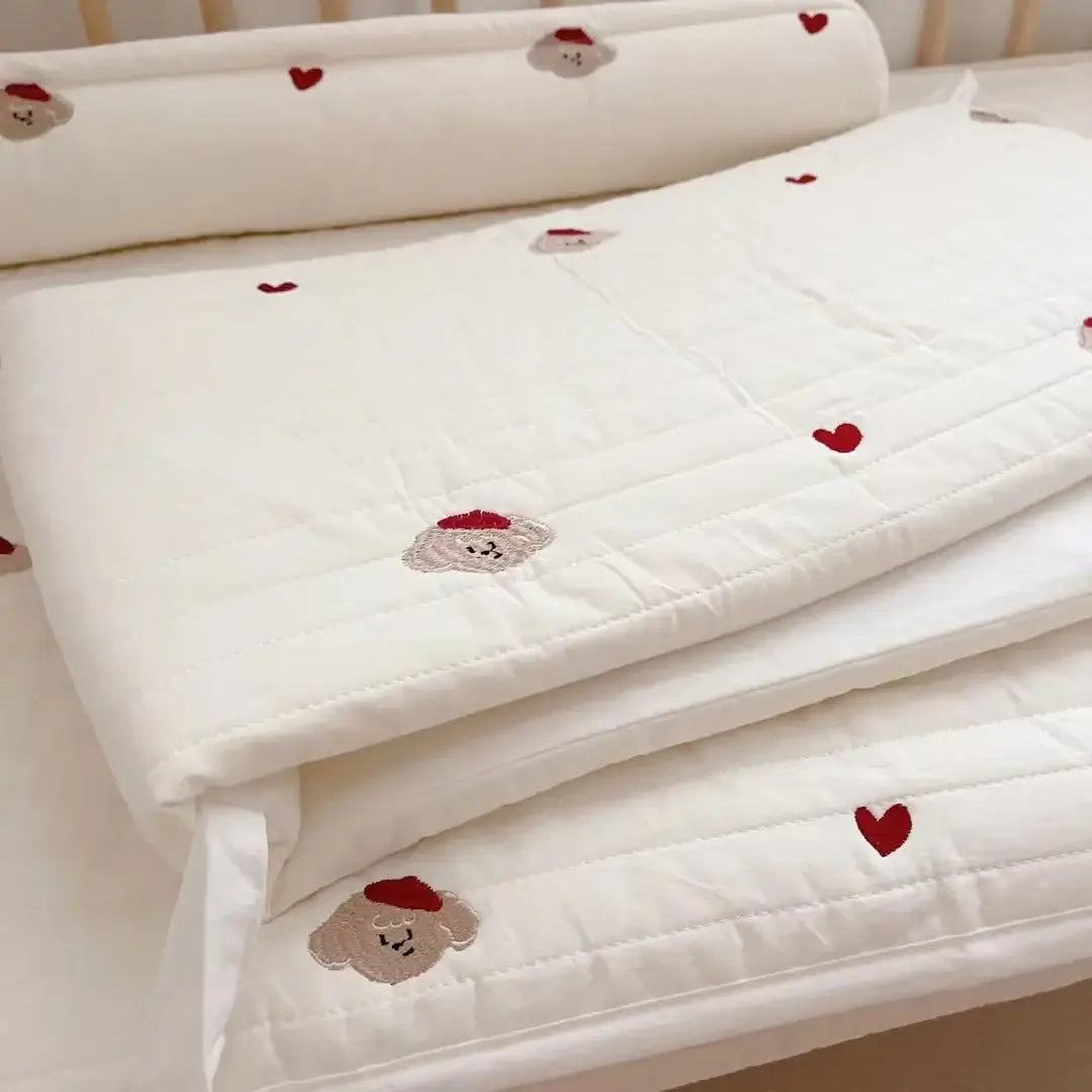 Set Cuscino Antiurto "Teddy Ricami" per culla - 4 pezzi 30x120 cm