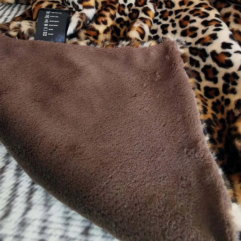 Coperta in Pelliccia sintetica "Leopardato Resort" - pelliccia sintetica di Fascia Alta