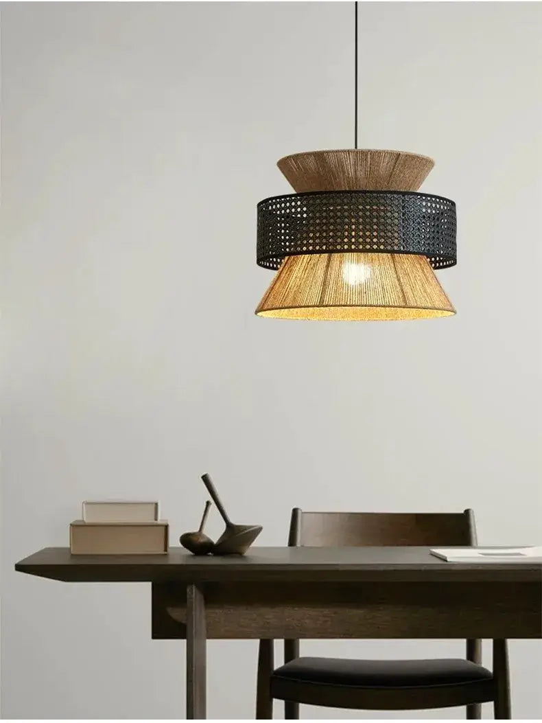 Lampadario "Wabi Sabi" - in Corda di Canapa e Rattan.