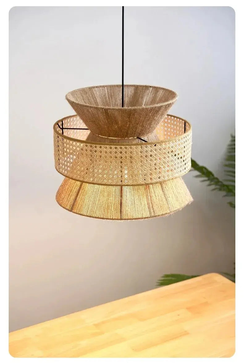 Lampadario "Wabi Sabi" - in Corda di Canapa e Rattan.
