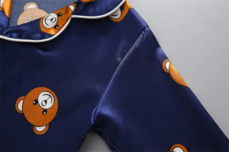 Pigiama "Baby-Boss Teddy" - Solo per piccoli Lord già con un tocco di stile dai primi mesi! - da 4 mesi a 3 anni