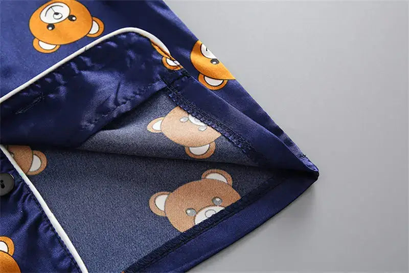 Pigiama "Baby-Boss Teddy" - Solo per piccoli Lord già con un tocco di stile dai primi mesi! - da 4 mesi a 3 anni