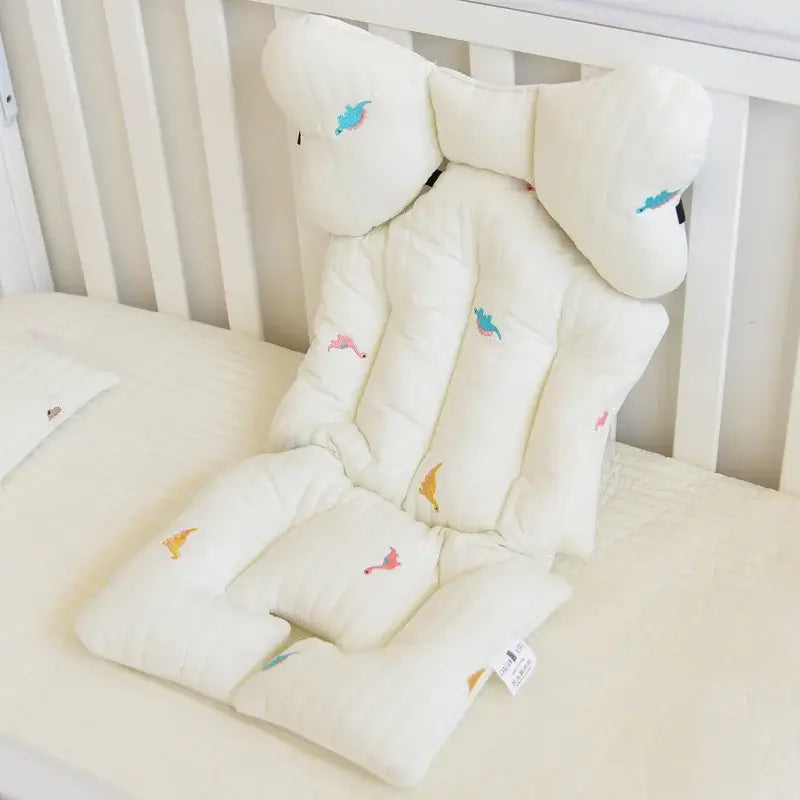Cuscino per Passeggino "Teddy Ricami" - extra confort garantito durante le passeggiate più lunghe - 70x35 cm