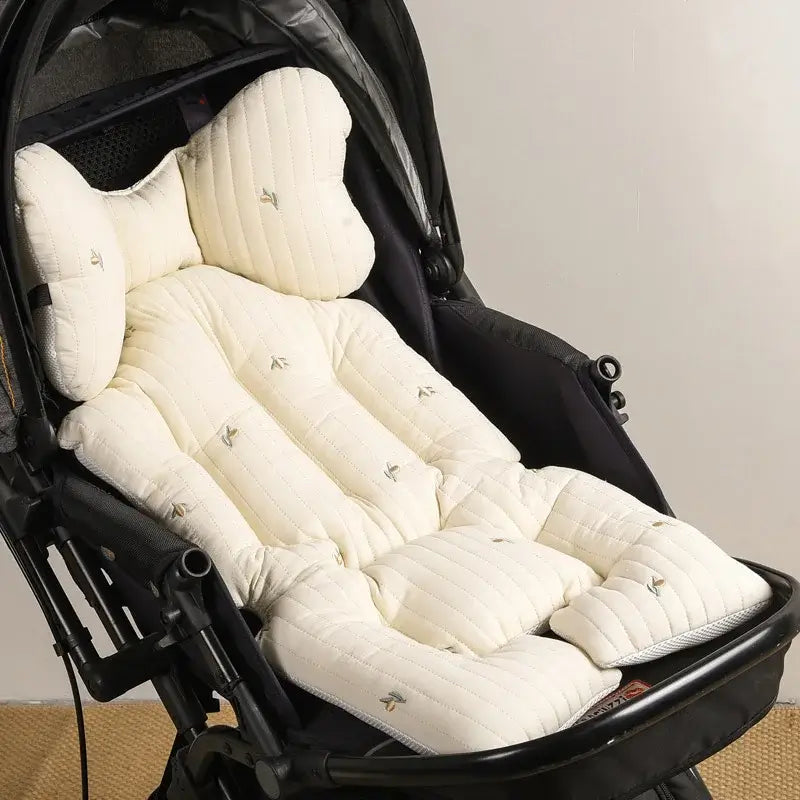 Cuscino per Passeggino "Teddy Ricami" - extra confort garantito durante le passeggiate più lunghe - 70x35 cm