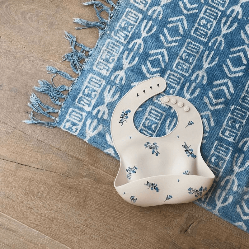 Bavaglia "Flora" stampata in Silicone Morbido - Diverse fantasie disponibili