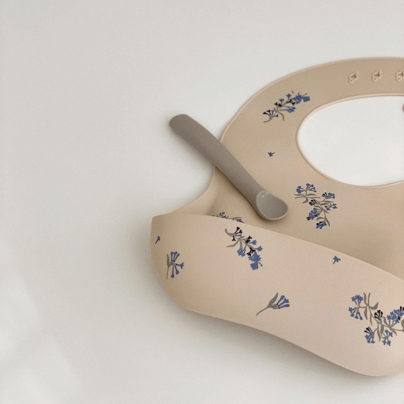 Bavaglia "Flora" stampata in Silicone Morbido - Diverse fantasie disponibili