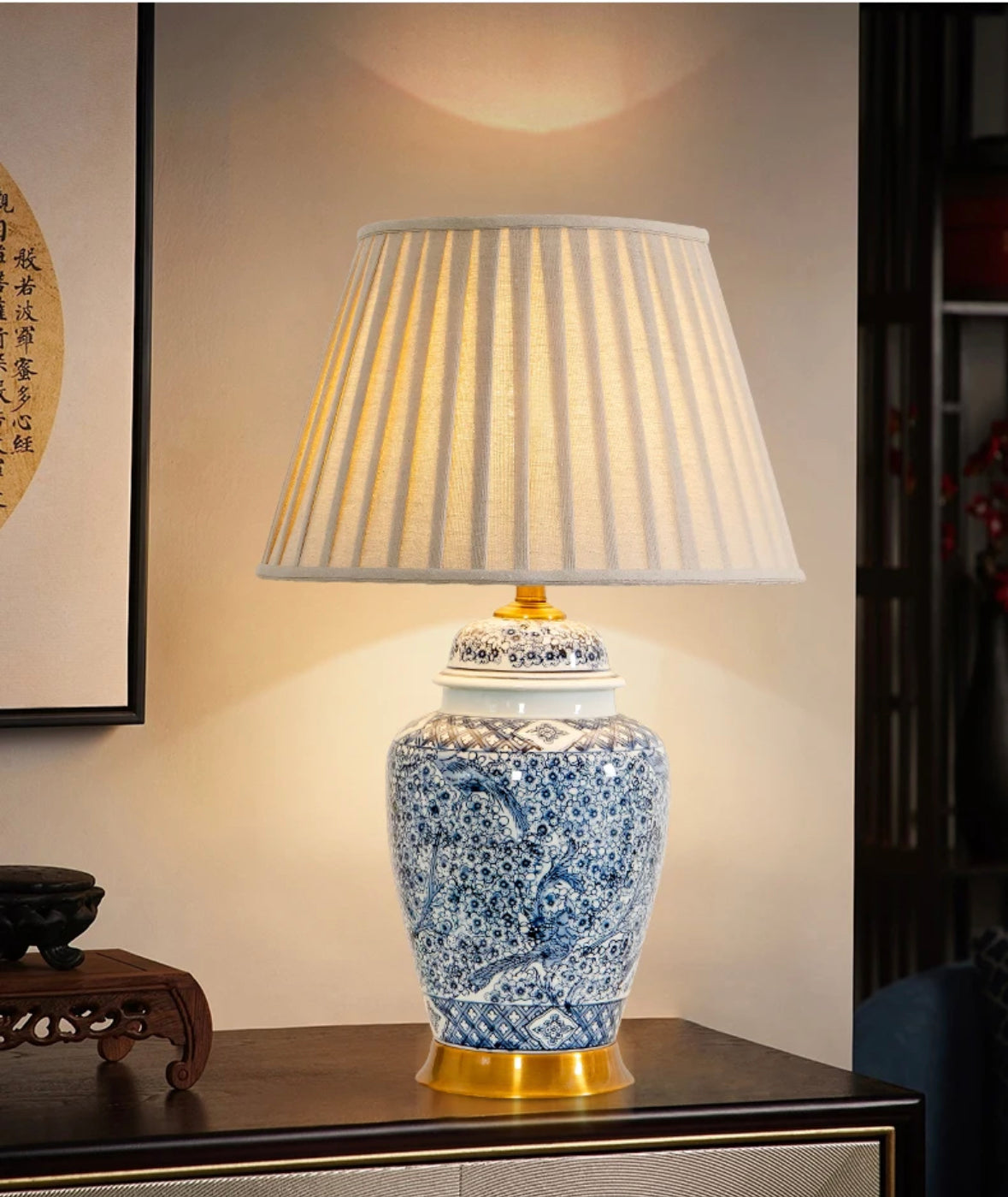 Blu Lampada da Tavolo "Cina Resort" - in Ceramica Tradizionale Cinese e rifiniture Classiche. Elevai camera o salotto ad un livello di Charm Superiore!