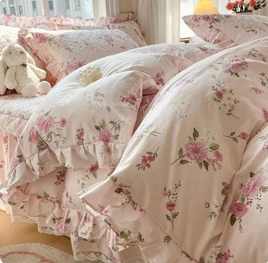 Set Biancheria da Letto "Baby Rose" - per piccole principesse che amano un tocco floreale romantico