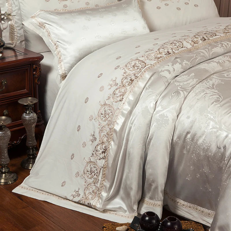 Set Biancheria da Letto "Jacquard Resort" - in seta di raso stile jackard.