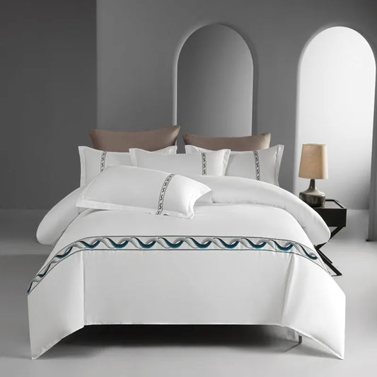 Set Biancheria da Letto "Minimal St. Tropez" - in Cotone Egiziano e Ricami minimalisti