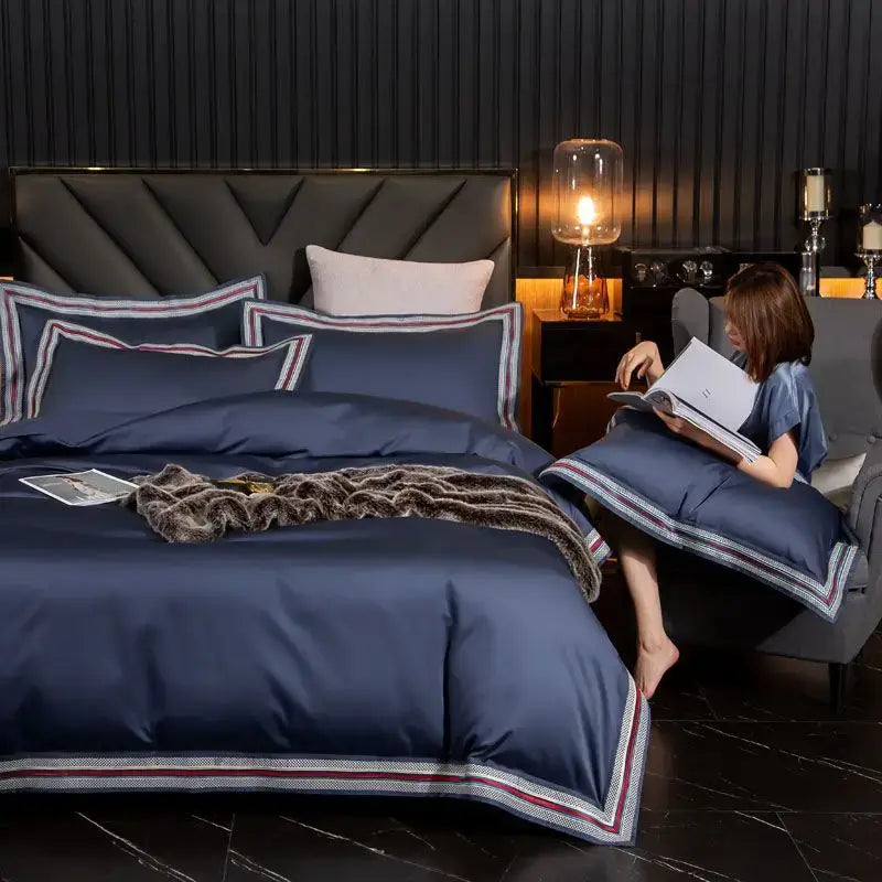Set Biancheria da Letto "Blue Shade Costa Azzurra" - in Cotone Egiziano prime quality e inserti in raso.
