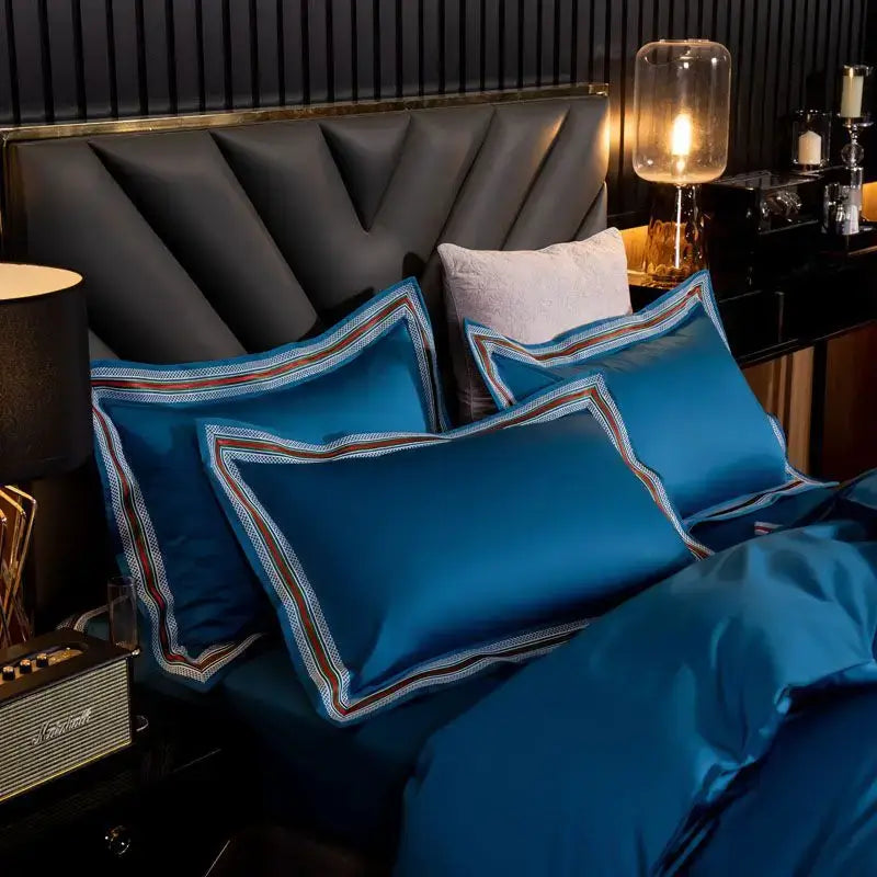 Set Biancheria da Letto "Blue Shade Costa Azzurra" - in Cotone Egiziano prime quality e inserti in raso.