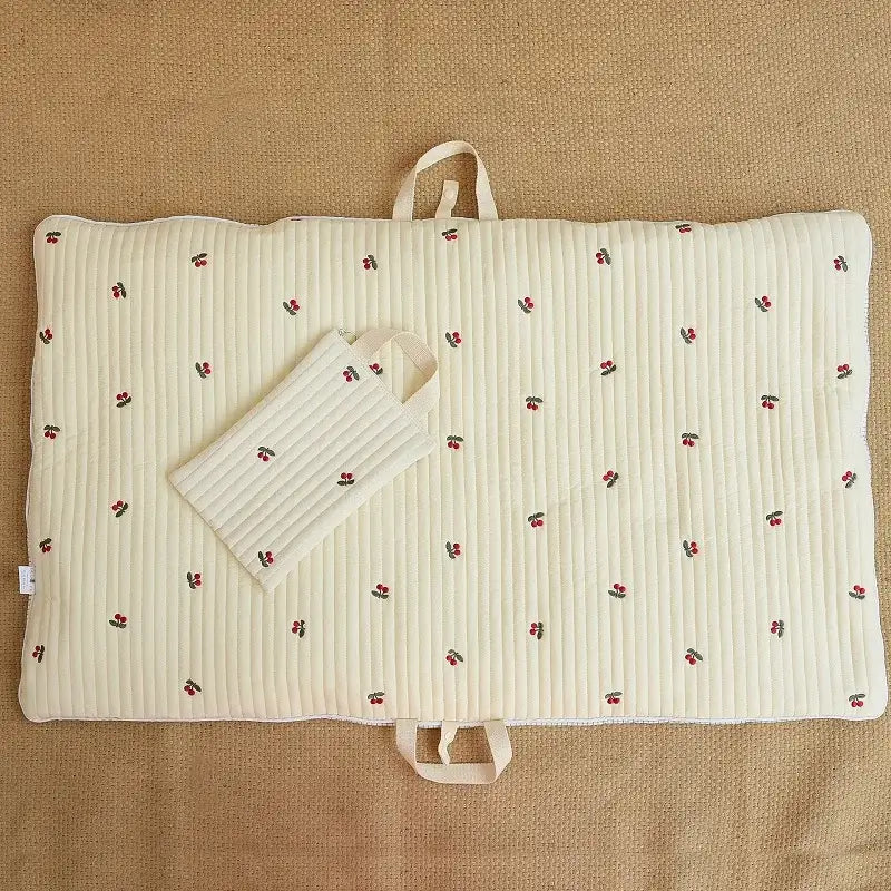 Materasso Portatile "Teddy Ricami" per culla - in cotone naturale 65x115 cm